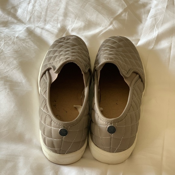 Shoes - Picture 2 of 2